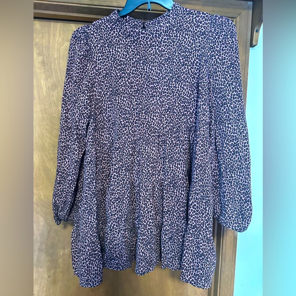 Destination Maternity XXL blouse
